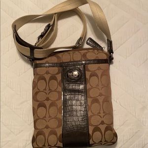 Coach crossbody purse